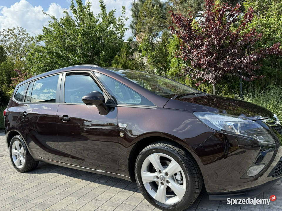 Opel Zafira NAVi Panorama Bezwypadkowa Zadbana i ABS