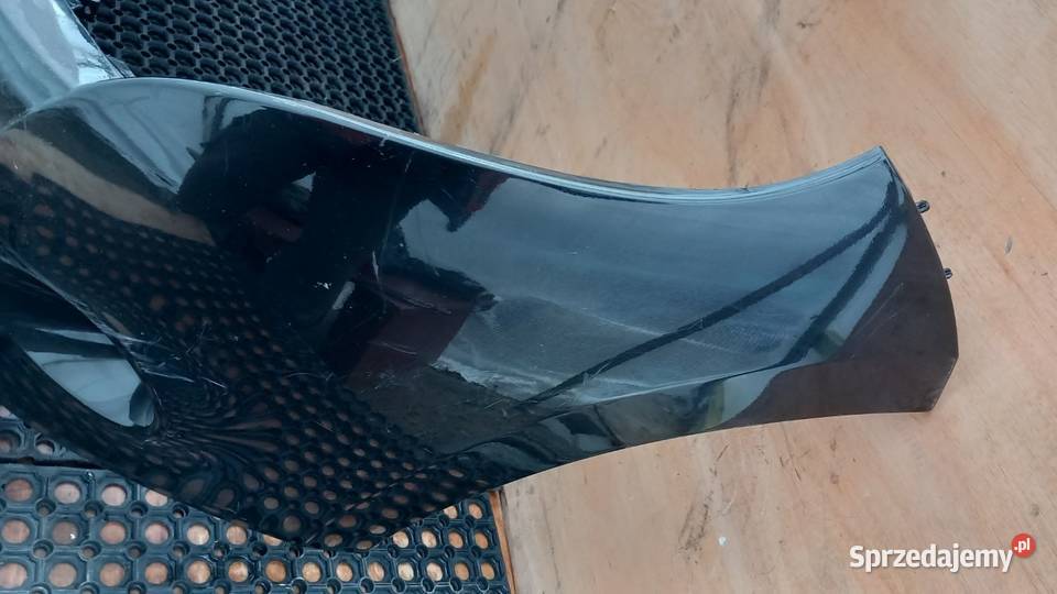RENAULT MEGANE III ZDERZAK PRZÓD NV676 Zbierkowo