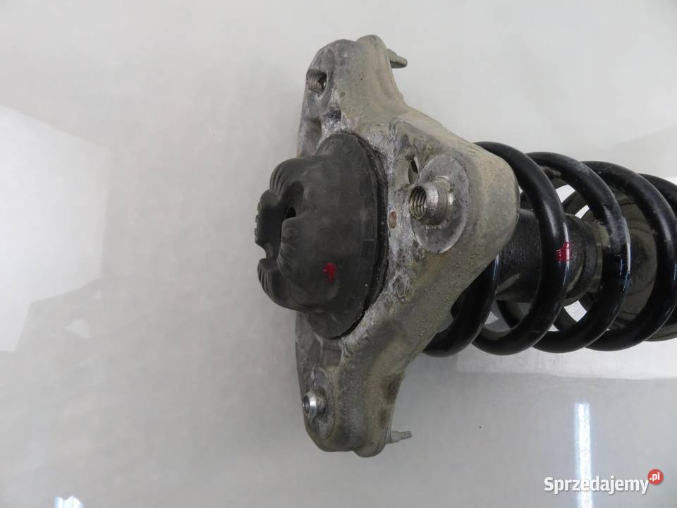 MCPERSON PRAWY PRZEDNI AUDI A4 B6 18 T osobowe