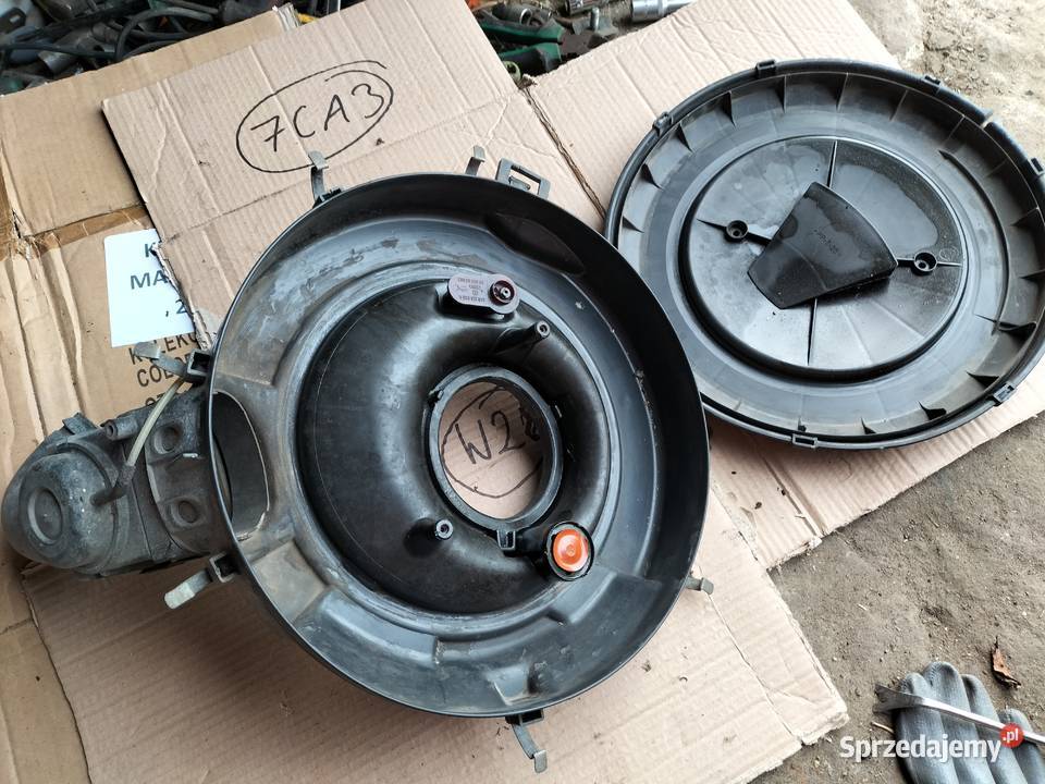 AUDI 80 B4 80B4 20 048129607A REZONATOR PODSTAWA Kamień-Kolonia