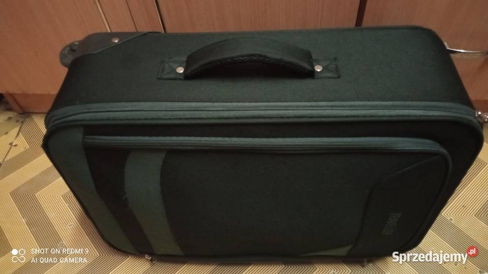 Walizka na kółkach Traveller sprzedam dolnośląskie