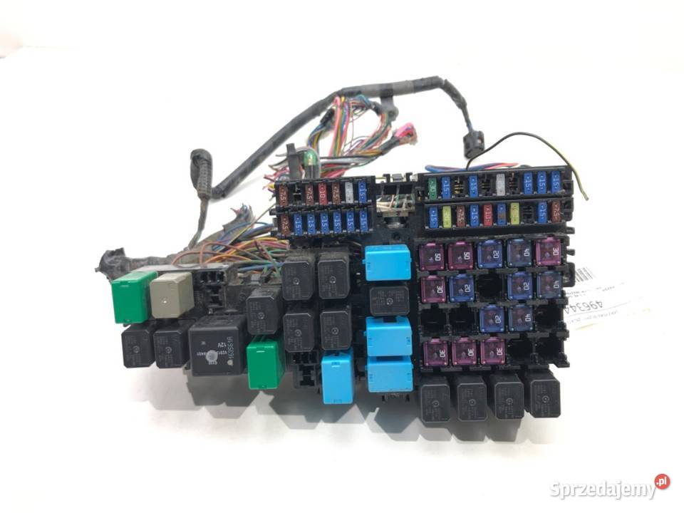 SKRZYNKA BEZPIECZNIKÓW MAZDA CX5 Hatchback 1117 Skrzynki bezpieczników sprzedam