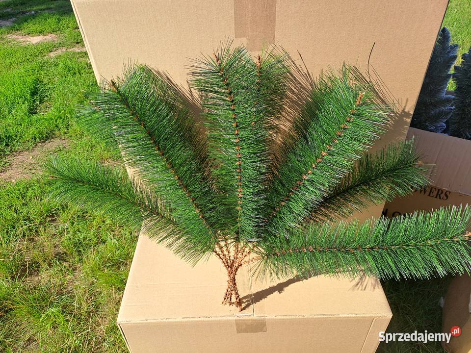 Świąteczne śnieżone stroiki na stół drzwi komode Sierpc