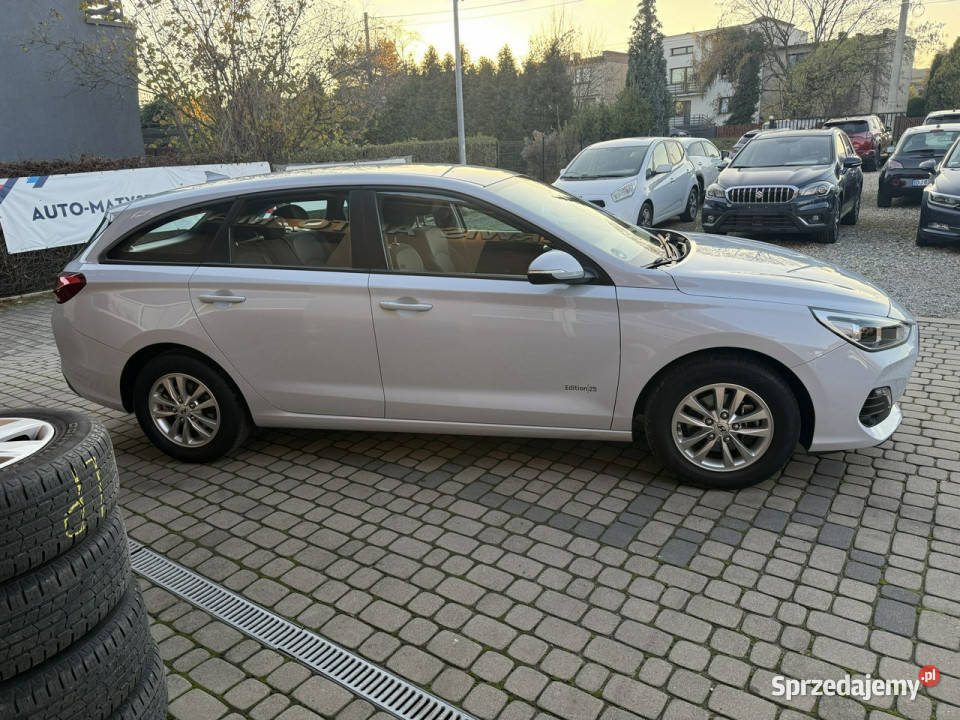 Hyundai i30 14 100 Klima Navi Kamera Koła czujnik parkowania śląskie Orzech sprzedam
