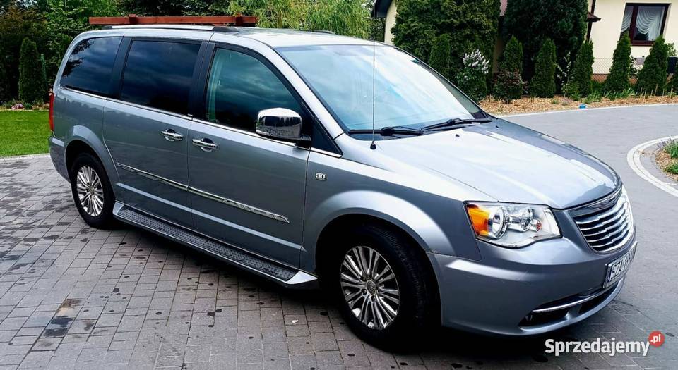 Chrysler Town Country 30TH prawie LIMITED ABS Dobraków