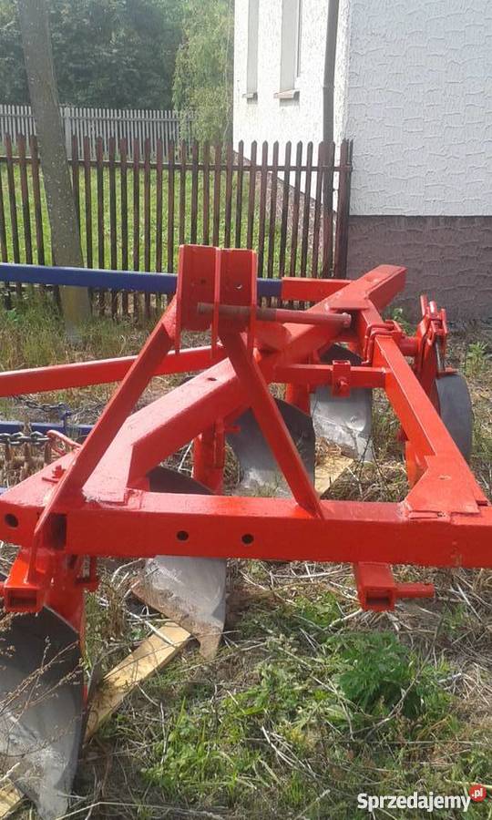 Pług czteroskibowy z kolczatką Chotów