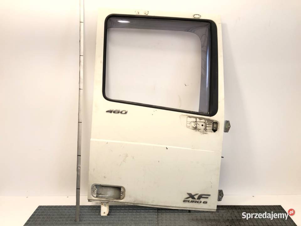 DRZWI PRAWY PRZÓD DAF XF Ciągnik siodłowy