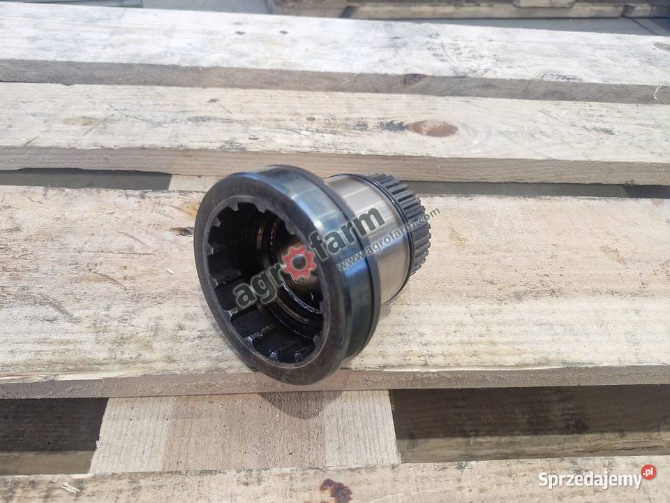 Wałek skrzyni biegów John Deere 6155M Do ciągników Byków