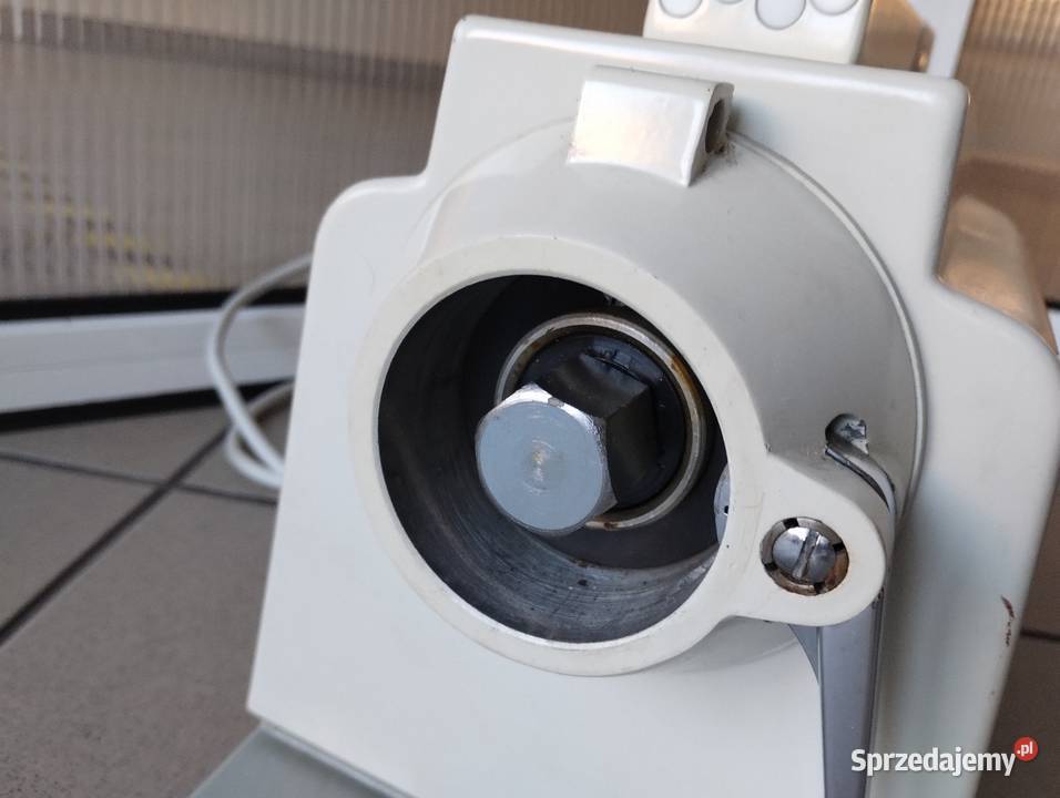 Wilk maszyna do mięsa robot kuchenny PREDOM Pozostałe Dom i Ogród Katowice