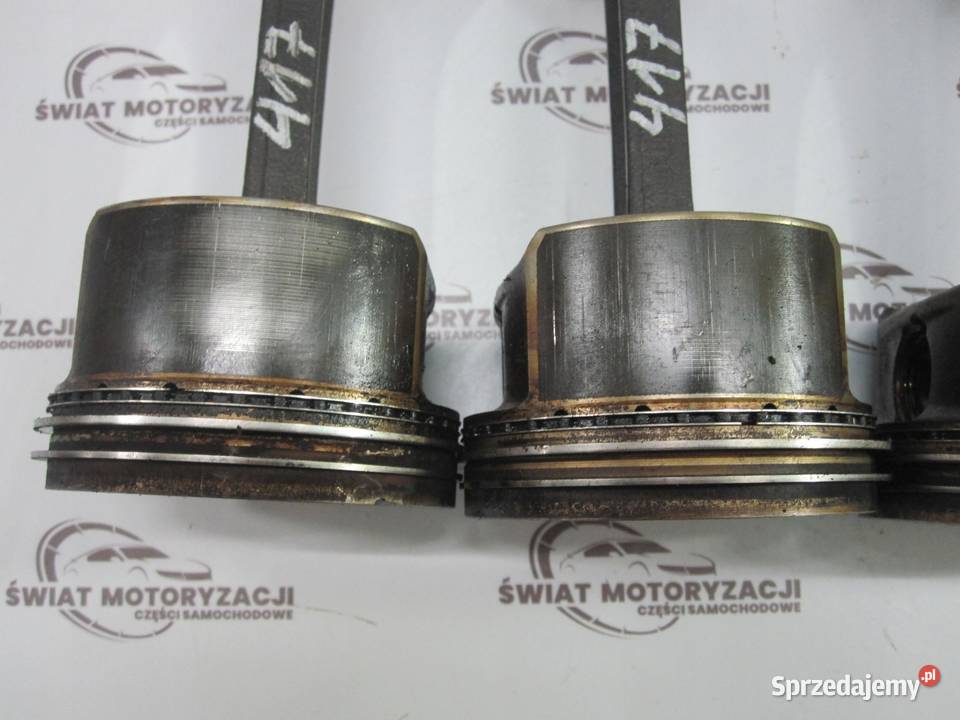 MERCEDES W203 18 B 07r tłok korbowód sprzedam