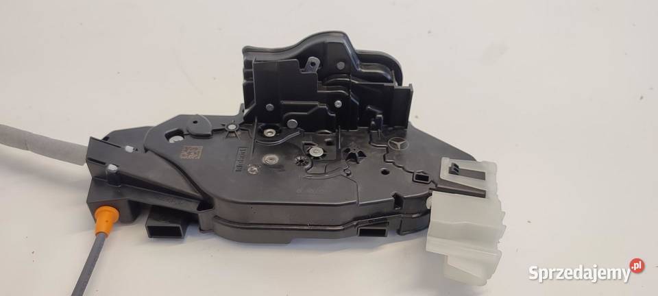 MERCEDES W247 ZAMEK DRZWI PRAWY PRZÓD sprzedam