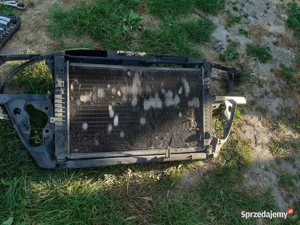 Pas przedni z chłodnica wody Audi A4 B5 19 tdi osobowe