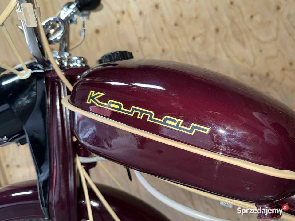 Komar 2350 prezent świąteczny Kwidzyn