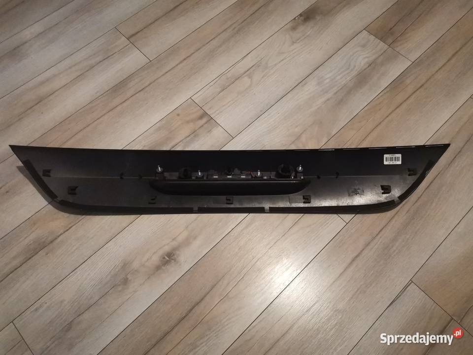 VOLVO V40 XC40 12 BLENDA KLAPY TYŁ LISTWA osobowe