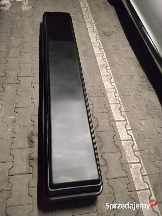 Bagażnik dachowy box model JETBAG firmy THULE Warszawa