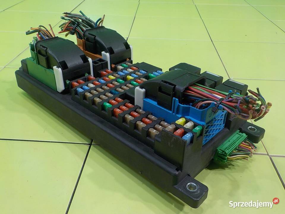 RANGE ROVER SPORT I 27 TDV6 07r SUV skrzynka Suków