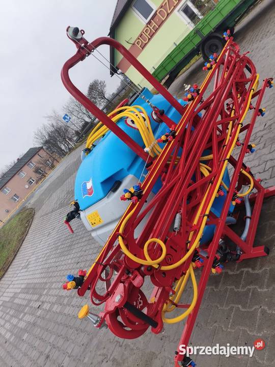 Opryskiwacz zawieszany firmy Biardzki 400l