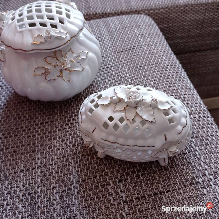 Sprzedam 2 małe dekoracyjne dzbanuszki z Starogard Gdański