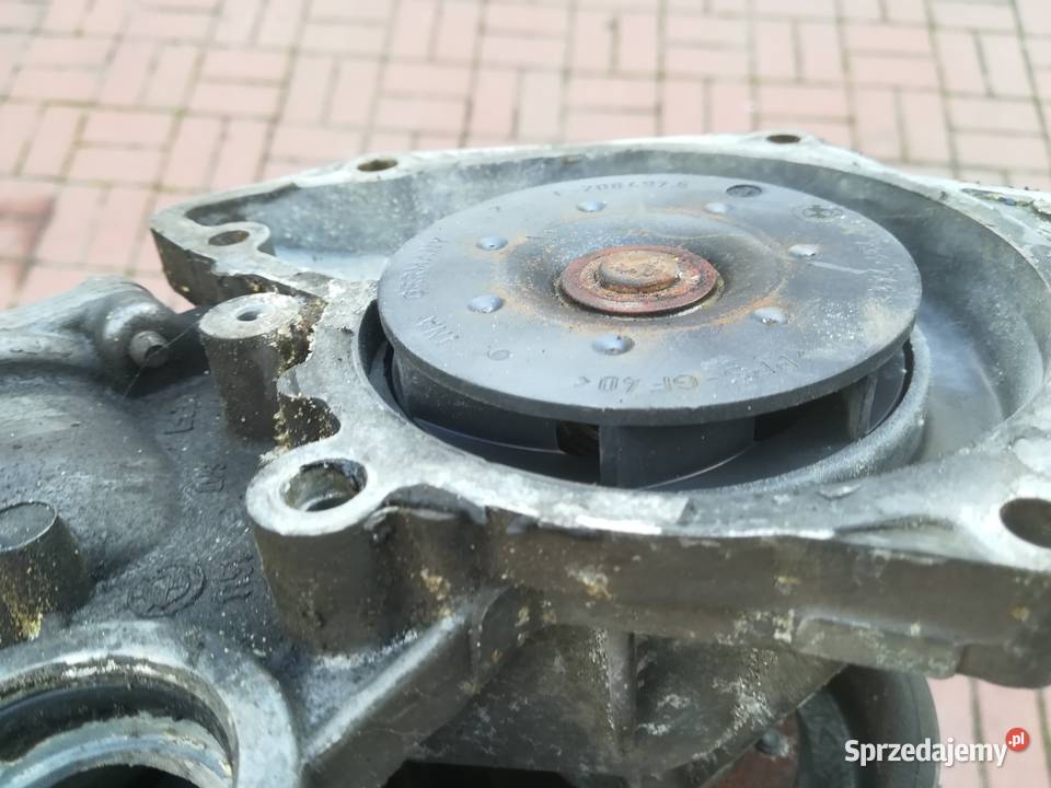 Pompa wody BMW E38 E39 M62 M60 B35 735 Chodzież sprzedam