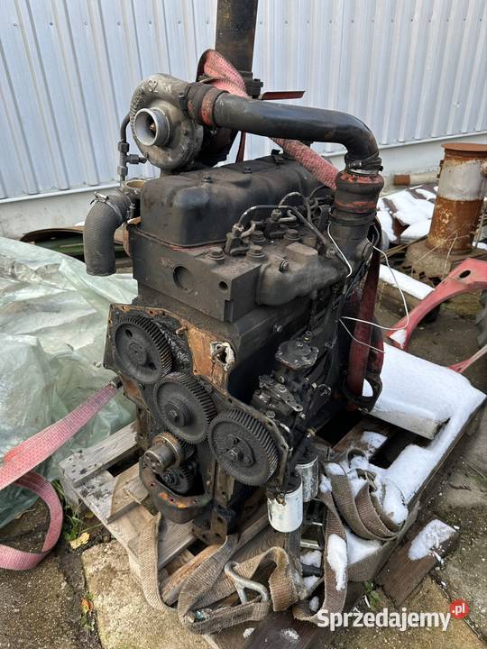 Silnik 4 cylindrowy IHC International case Olesno