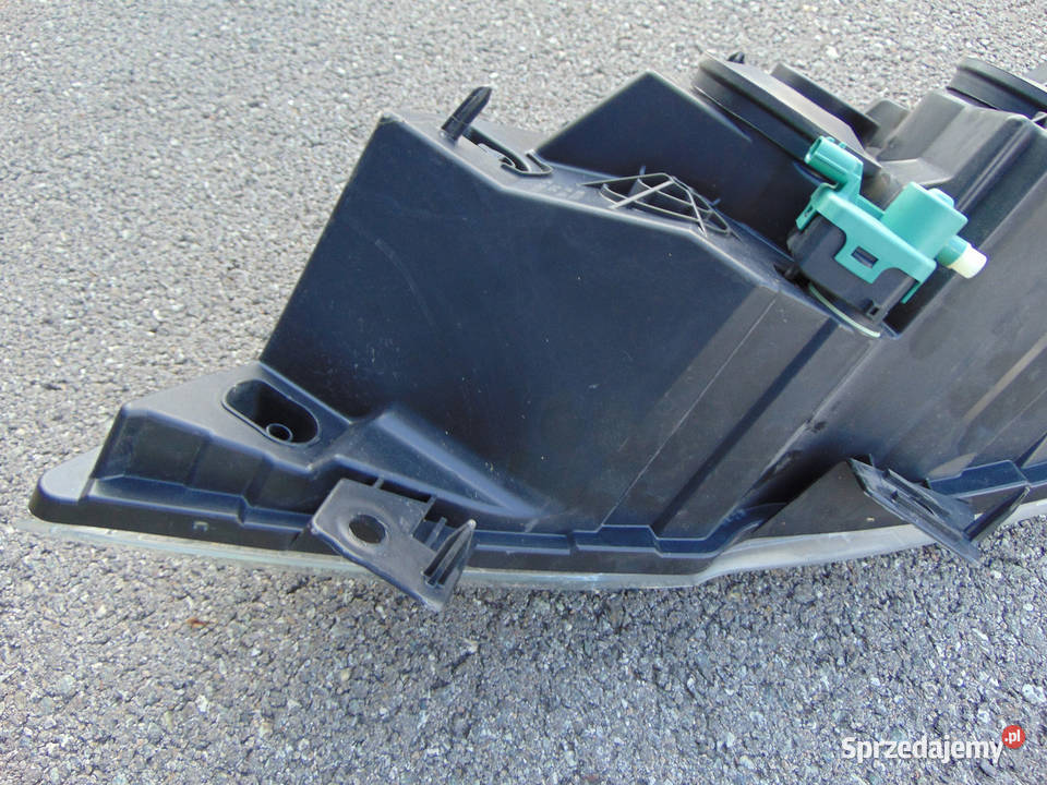 Lampa 1ER01011701 260600049R Renault Master III Ryki