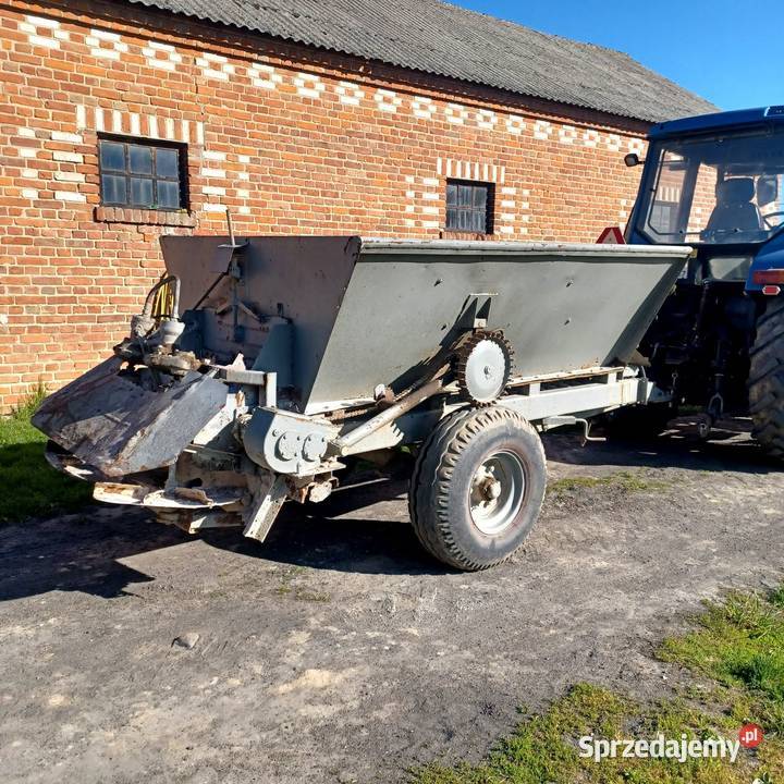 Rozsiewacz do wapna Rcw 3 piast łańcuchowy Piaski