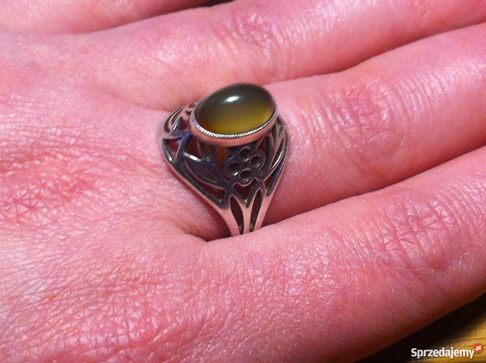 Srebrny pierścionek z naturalnym kamieniem srebrne Biżuteria dla Pań lubelskie sprzedam