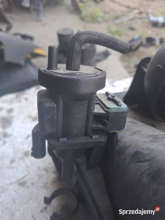 Obudowa Filtra Powietrza Mercedes ML 27 osobowe Wisznice