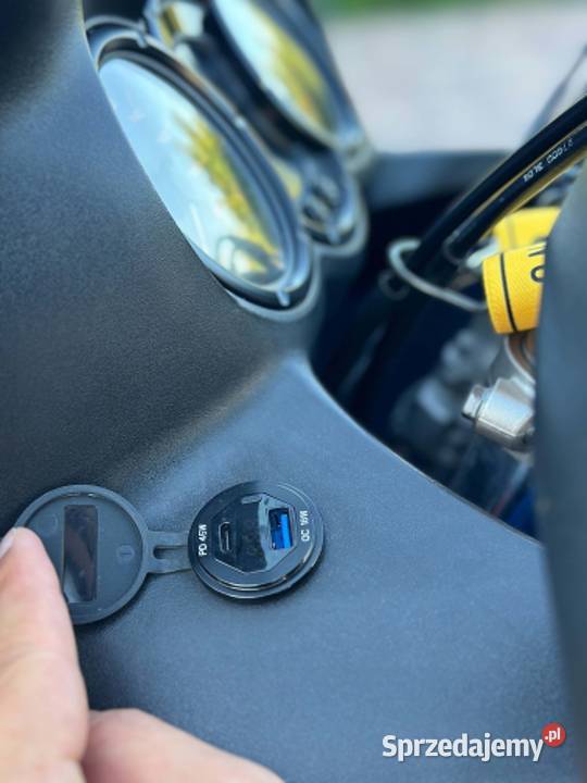 Suzuki Dl650 Vstrom doinwestowany z dużą liczbą warmińsko-mazurskie Sząbruk
