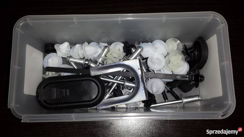 Peugeot zestaw naprawczy kołki nity zaślepki itp Akcesoria Balice