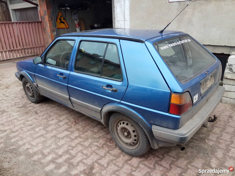 Błękitnoniebieski Golf mk2 16td kupiony w Polsce