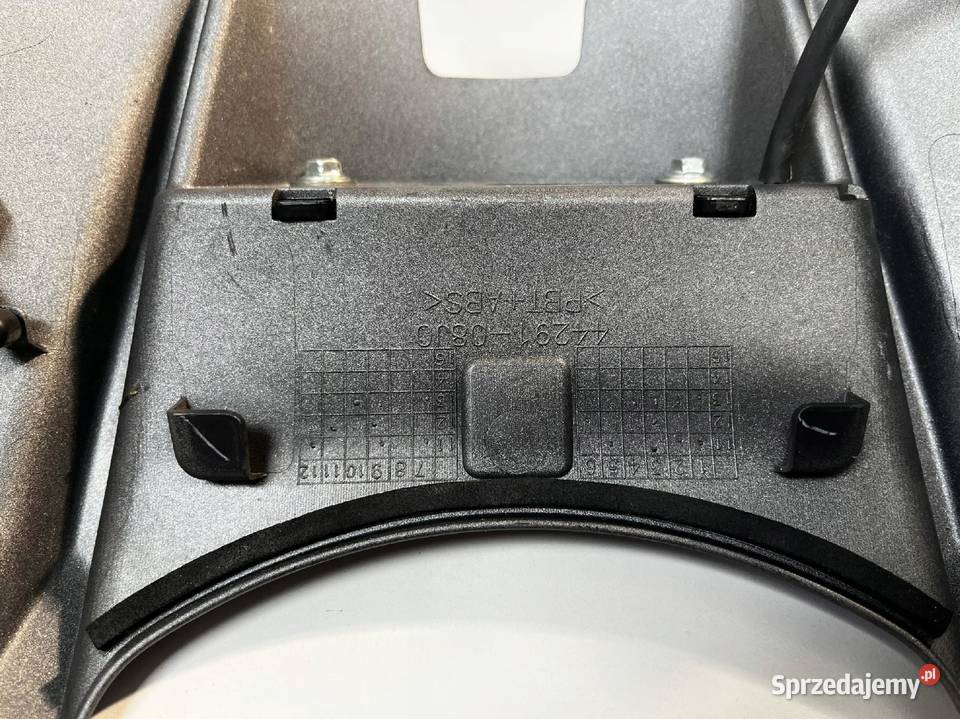 SUZUKI GSR 750 1116 Osłona Obudowa licznika Łobżenica