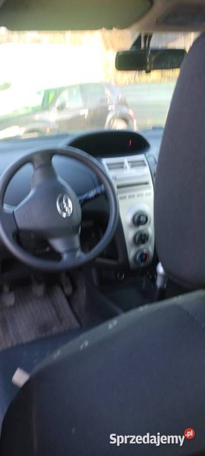 Toyota Yaris nieuszkodzony Grudziądz