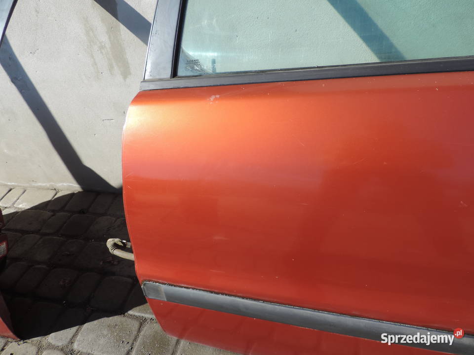VOLVO V40 I FL DRZWI LEWE TYLNE TYŁ 33822 Nowy Sącz sprzedam