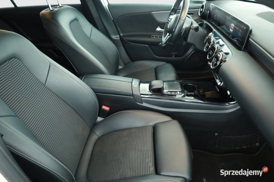 Mercedes A A 220 4MATIC nawigacja