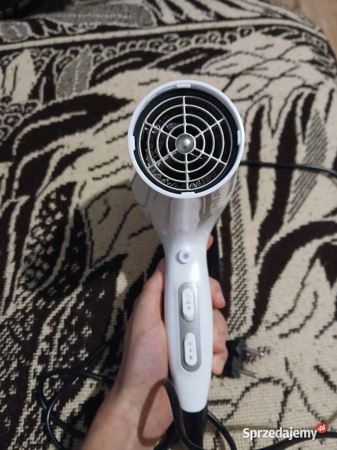 Suszarka do włosów Remington sprzedam