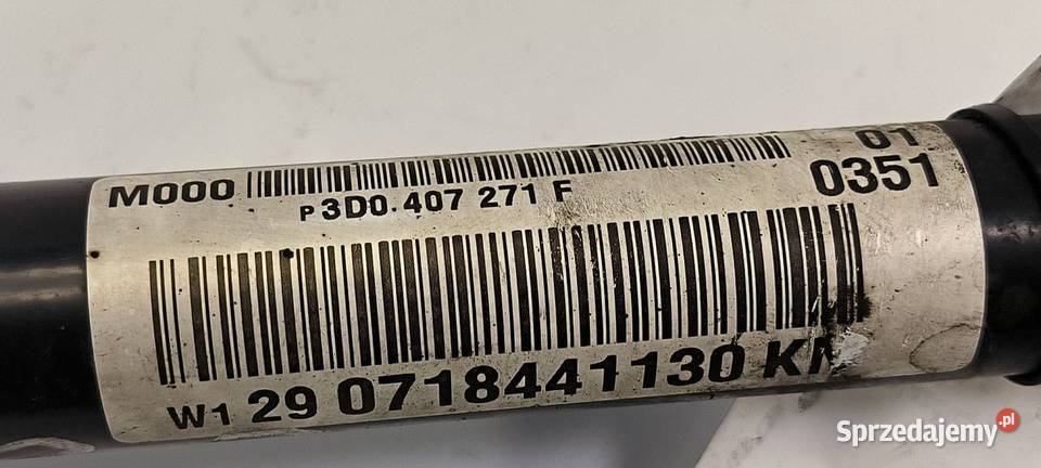 PÓŁOŚ PRAWA PRZÓD VOLKSWAGEN PHAETON 3D0407271F Lipno