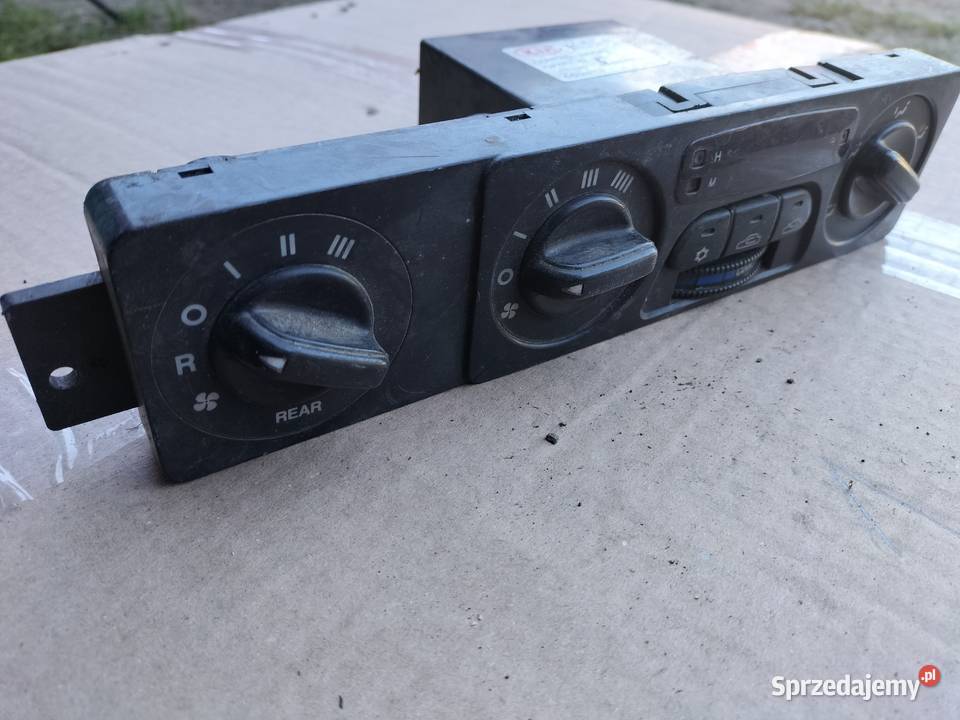 Panel nawiewu klimatyzacji KIA CARNIVAL Kamień-Kolonia