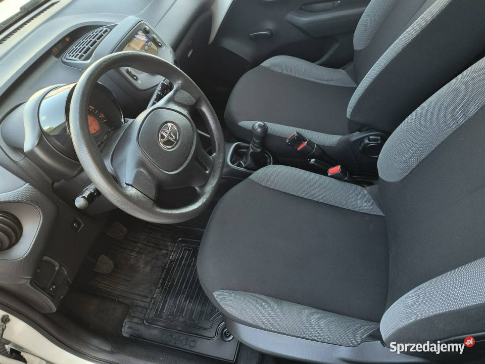 Toyota Aygo 1 włascicielNISKI PRZEBIEGczujniki gniazdo USB Bydgoszcz