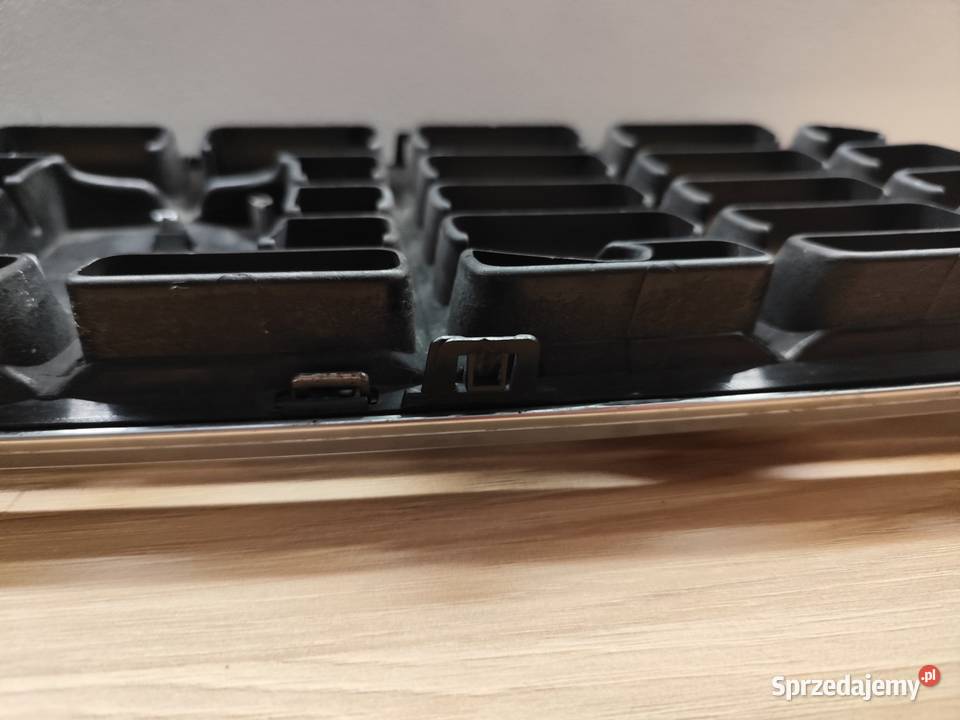 Grill Volvo V70 III S80 Atrapa 31255500 okazja Warszawa