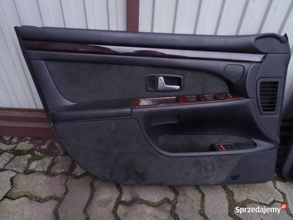 AUDI A8 D2 TAPICERKA BOCZKI ROLETA DRZWI SOUL osobowe Przemęt