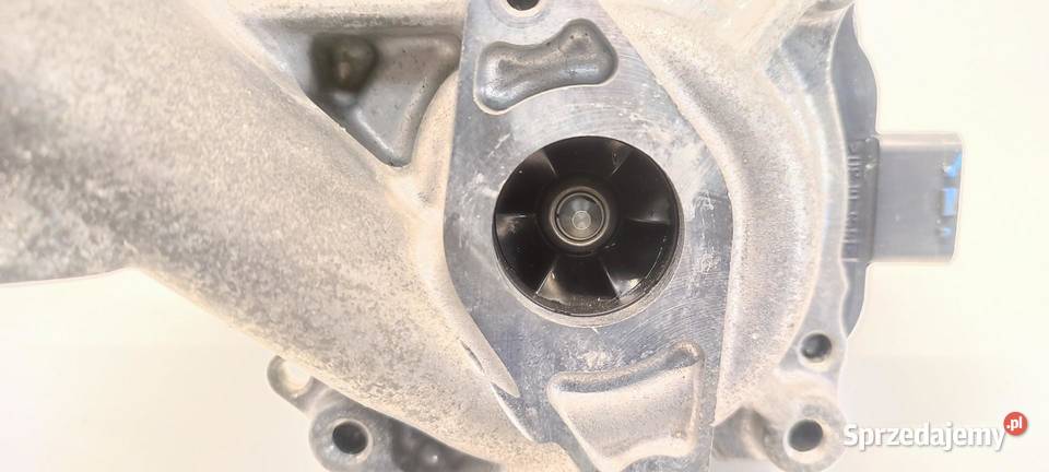 SUZUKI SWIFT MK9 POMPA WODY 1745070TA0 1741170T0 osobowe sprzedam