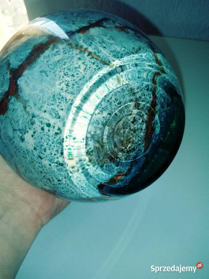 Stary wazon szklany
