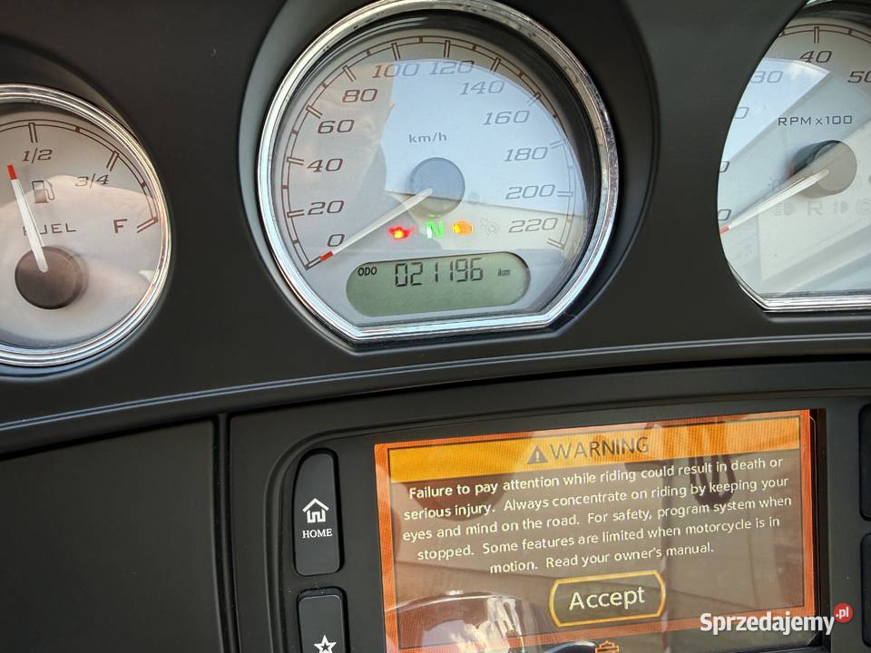 Harley Davidson Street Glide Specjal Katowice sprzedam