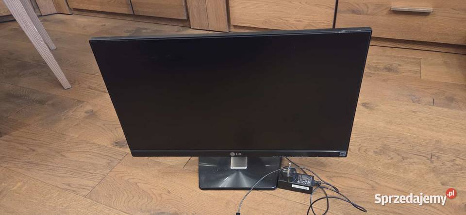 Komputer stacjonarny z monitorem i Win 10 Home Pozostałe Toruń