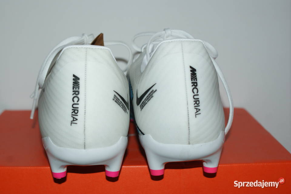 BUTY PIŁKARSKIE KORKI NIKE ZOOM VAPOR 15 ACADEMY Toruń