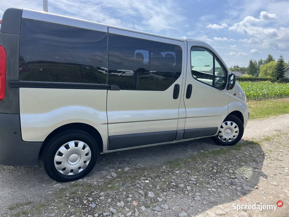 Vivaro 20 9 osób orginal 115KM Wrocław