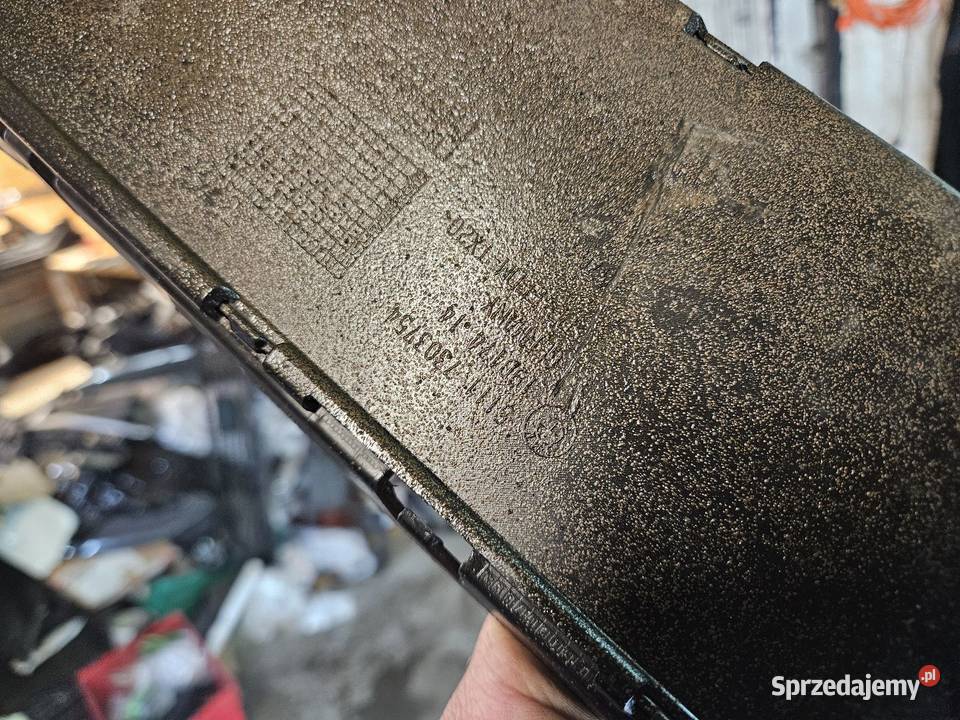 BMW X1 E84 KRATKA ZDERZAKA PRAWY PRZÓD PRAWA Międzychód