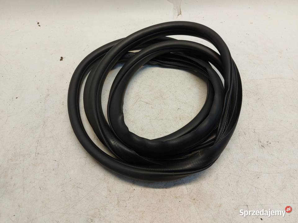 Ford Ranger VI 6 2024r USZCZELKA LEWY PRZÓD osobowe