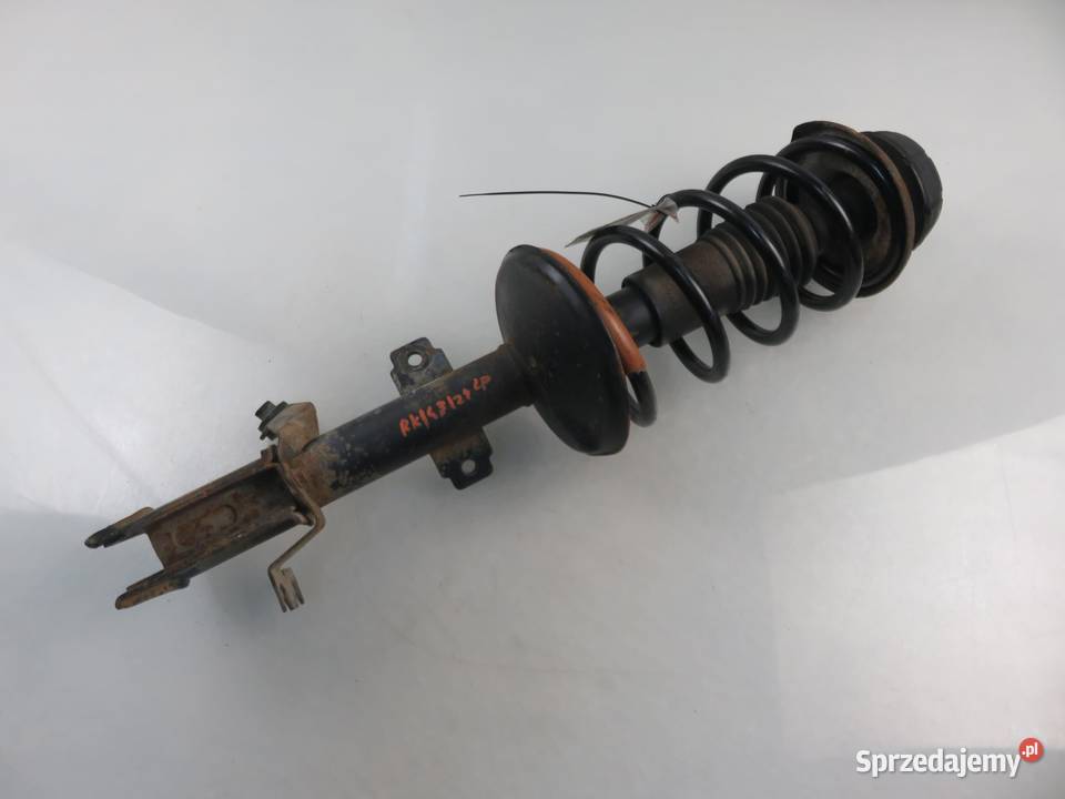 MCPERSON LEWY PRZEDNI DACIA DUSTER 16 16V 4x4